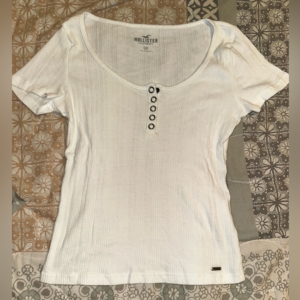 Hollister White Top